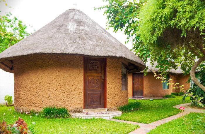 Reed Mat Lodge Lusaka Exterior foto